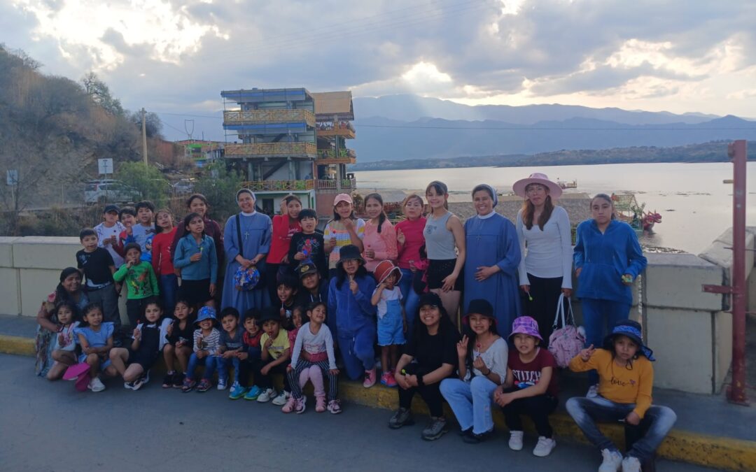 Razem jako rodzina na spotkanie z naszą Matką z Chaguaya